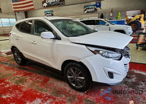 2015 Hyundai Tucson Gls z USA, uszkodzony, nr VIN KM8JTCAF0FU104467
